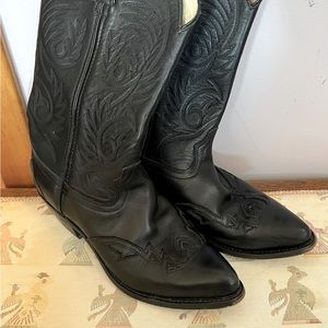 Authentic vintage leather Durango cowboy boots! Original owner!